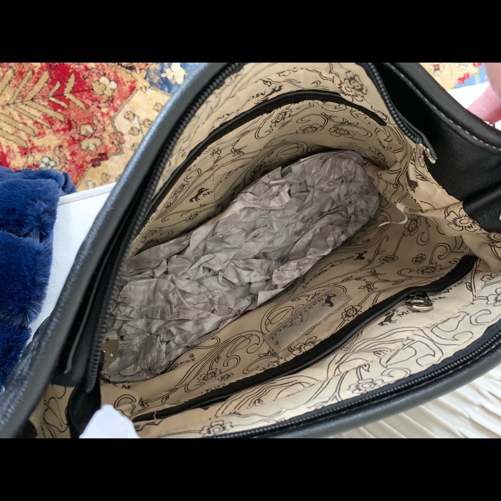 Handbag - Picture 3 of 6